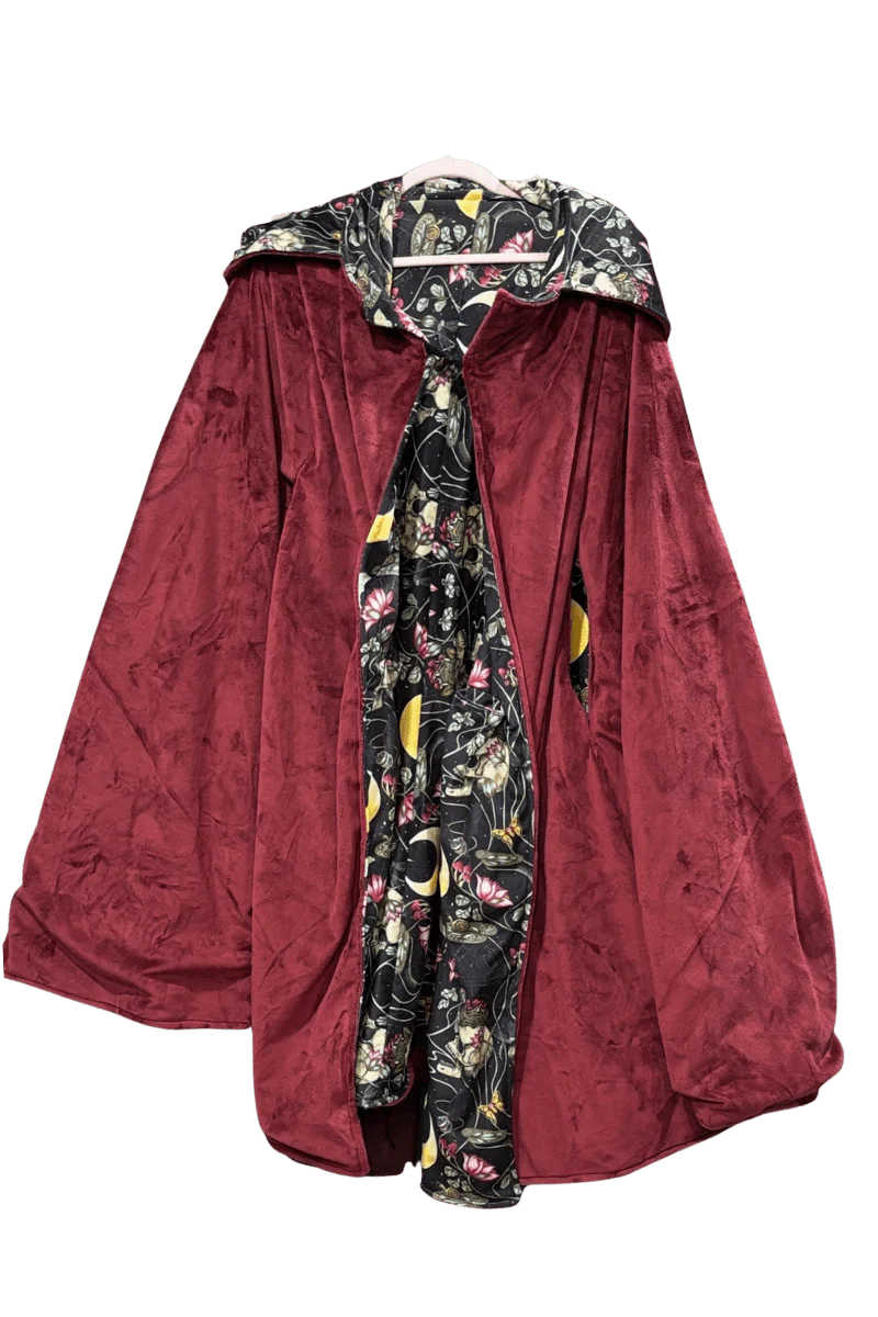 Ready-Made Cloaks - Image 24