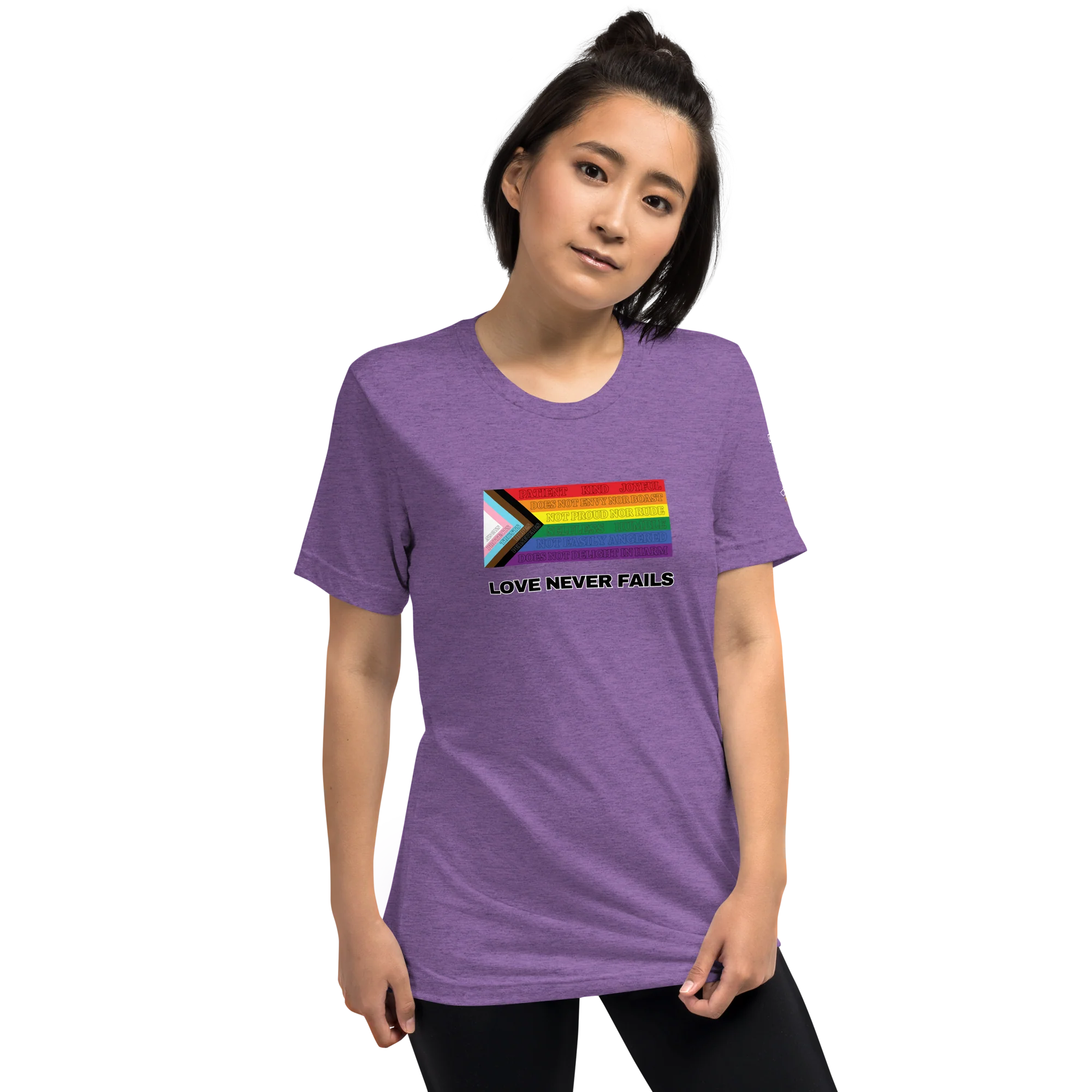 Love Never Fails T-shirt - Image 13